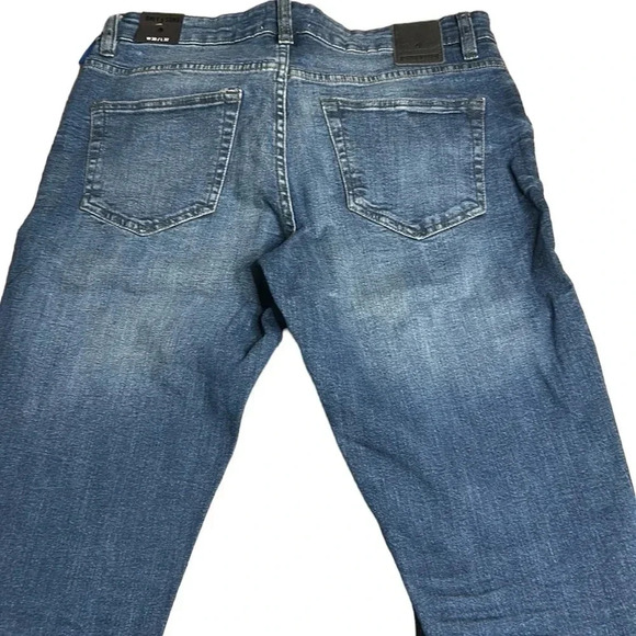 30” X 32” ONLY & SONS Regular denim blue jeans . Button fly .Embellished buttons - Picture 8 of 10